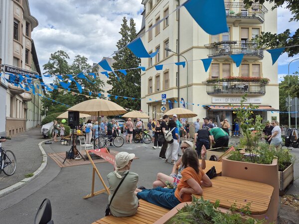 Bild vergr&ouml;&szlig;ern: Auftaktveranstaltung im Senefelderquartier